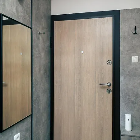 Riverside Retreat Lux Апартаменты *