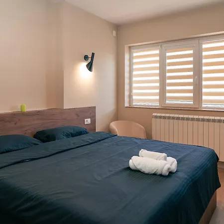 Апартаменты Riverside Retreat Lux *