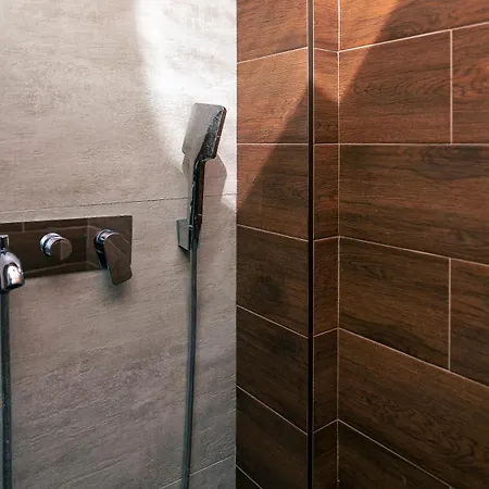 Апартаменты Riverside Retreat Lux Скопье